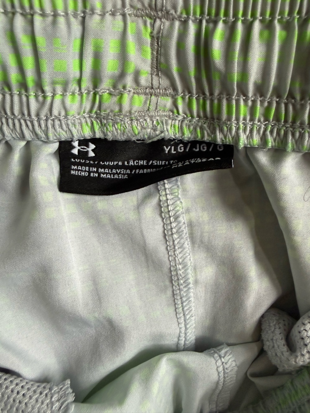 Under Armour Youth Large L White & Neon Green Athletic Running Shorts VGUC - Picture 3 of 3